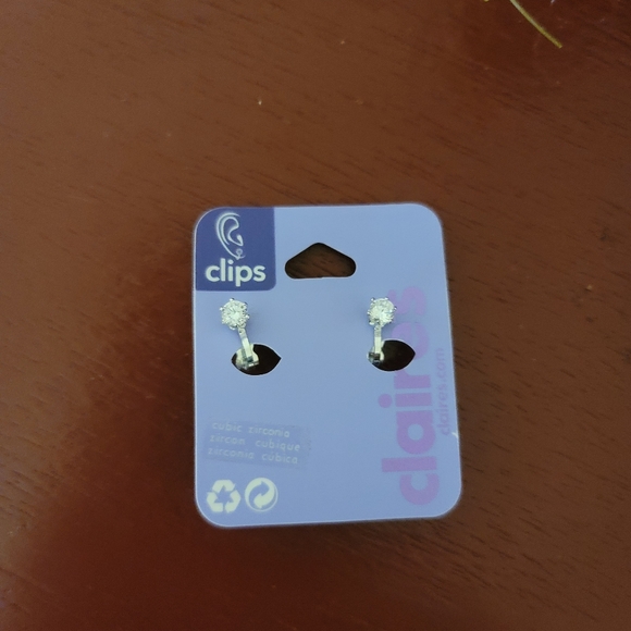 Sliver Clip Earrings ❣️ - Picture 1 of 2